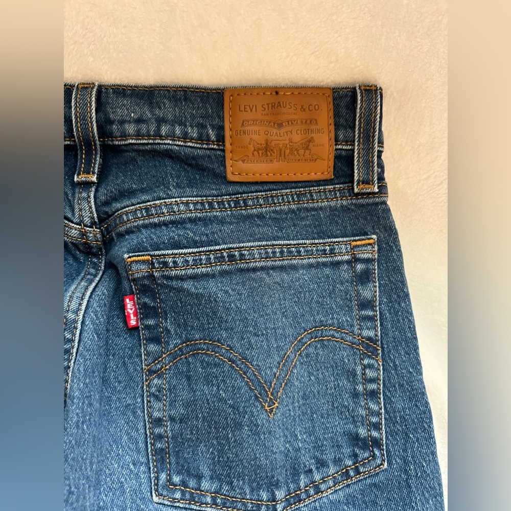 Levis Jeans Size 25